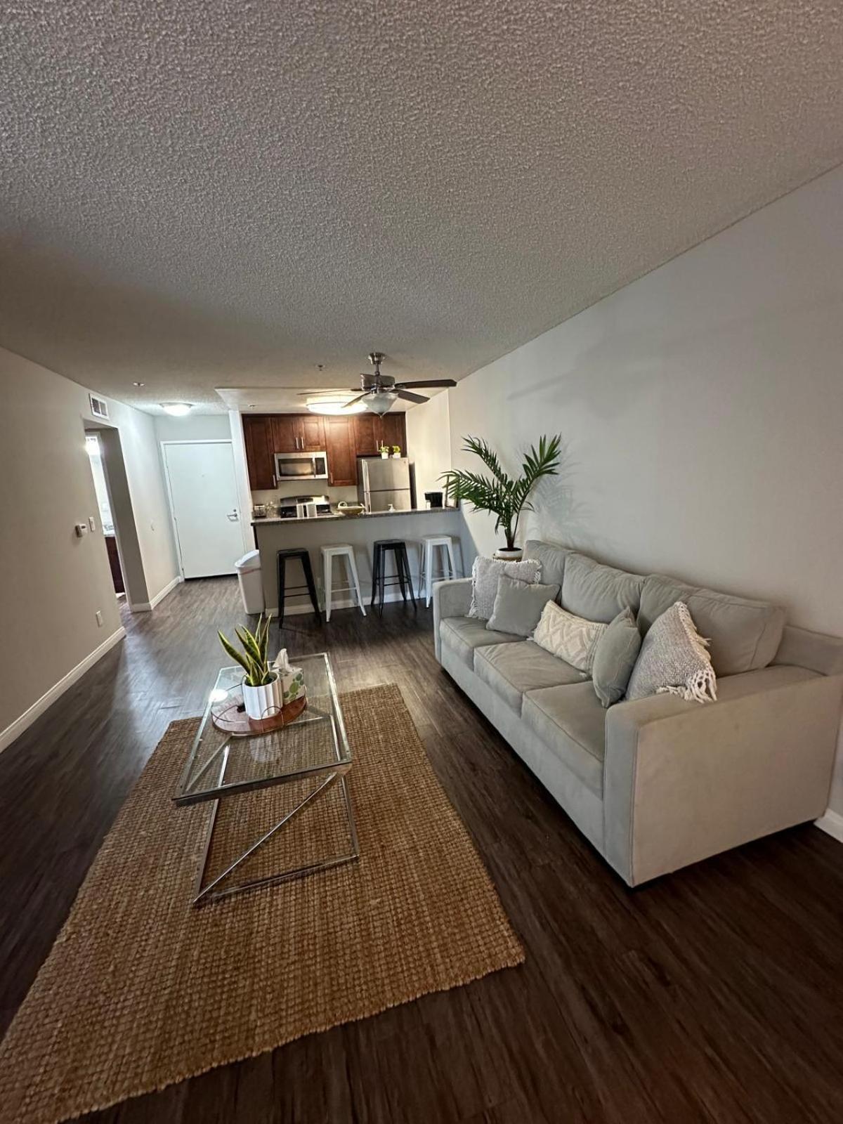 Incredible Two Bedroom Hollywood Apartments Free Parking Los Angeles Ngoại thất bức ảnh